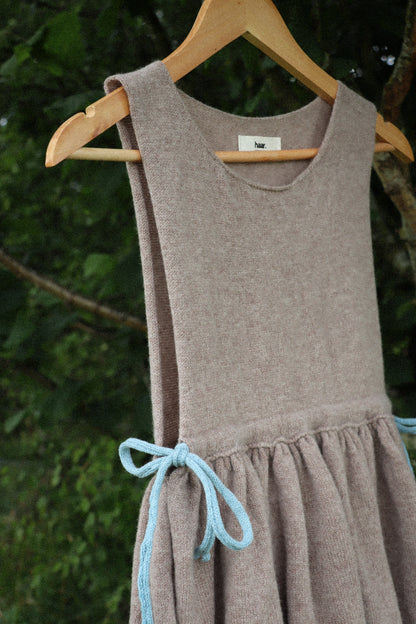 Sylvie Vest - Pebble
